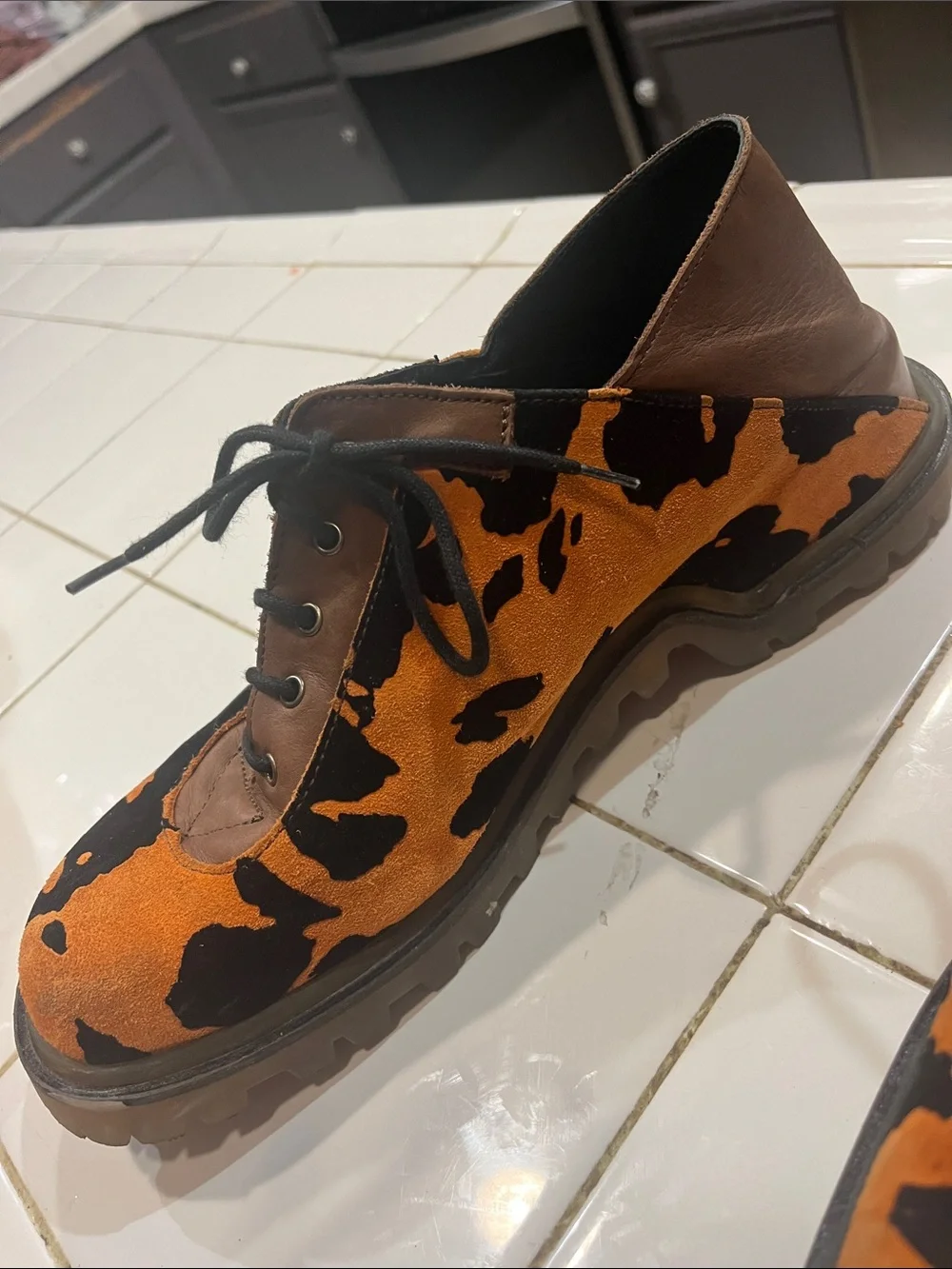 Wind made in Italy orange and brown and black cowhide print size 39